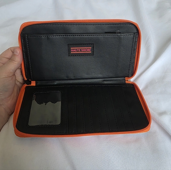 Haute Shore Neoprene Gray Wallet Woth Orange And White Stripes NWT - Picture 4 of 8